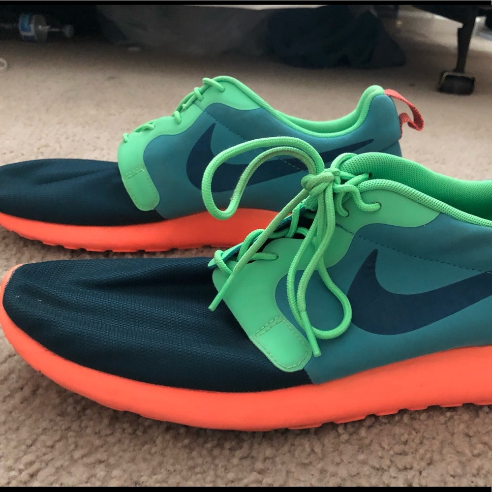 Nike Roshes